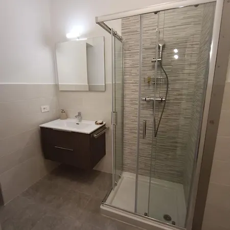 Ginevra 3* Porto San Giorgio