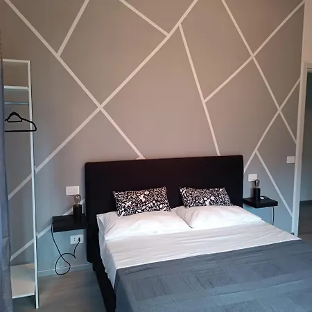 Ginevra Porto San Giorgio